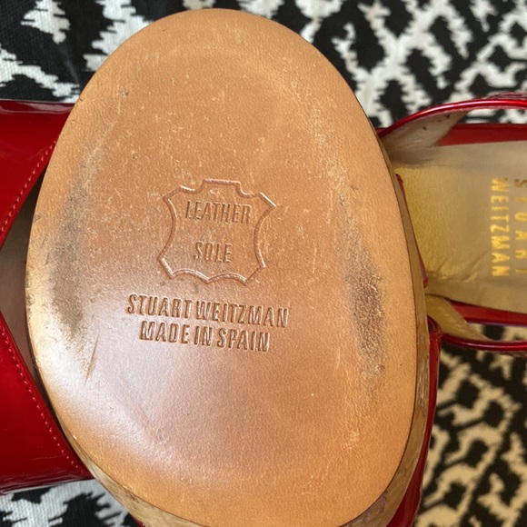 Stuart Weitzman Patent Leather Heels, Candy Apple Red Size 7.5. EUC - Picture 3 of 10